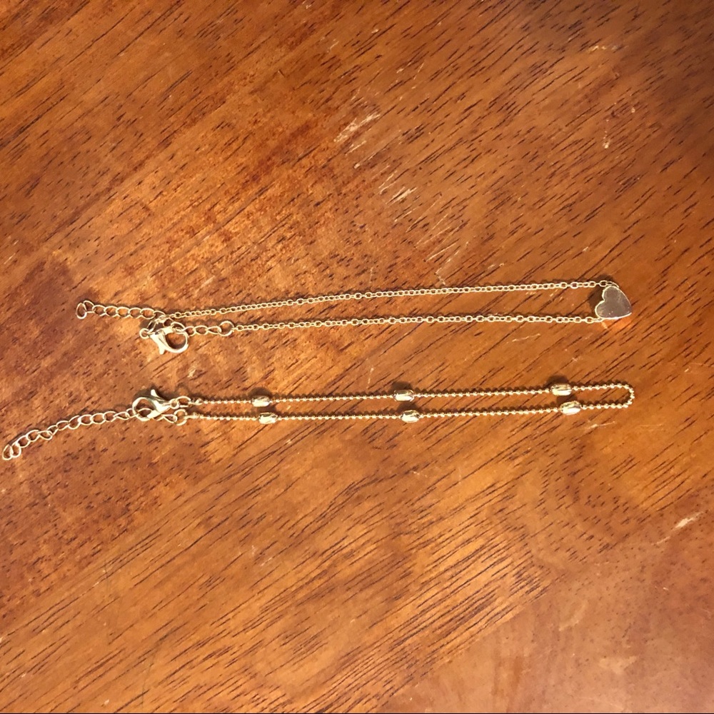 ‼️Almost gone‼️ TWO dainty gold tone anklets #ORA - Picture 4 of 4